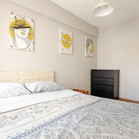 Renewed 2br Bosphorus View Apartment
